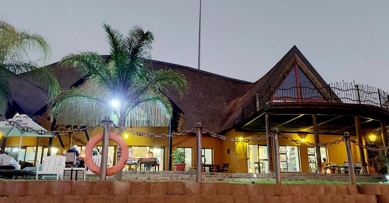 Opuwo Country Lodge 외부 사진