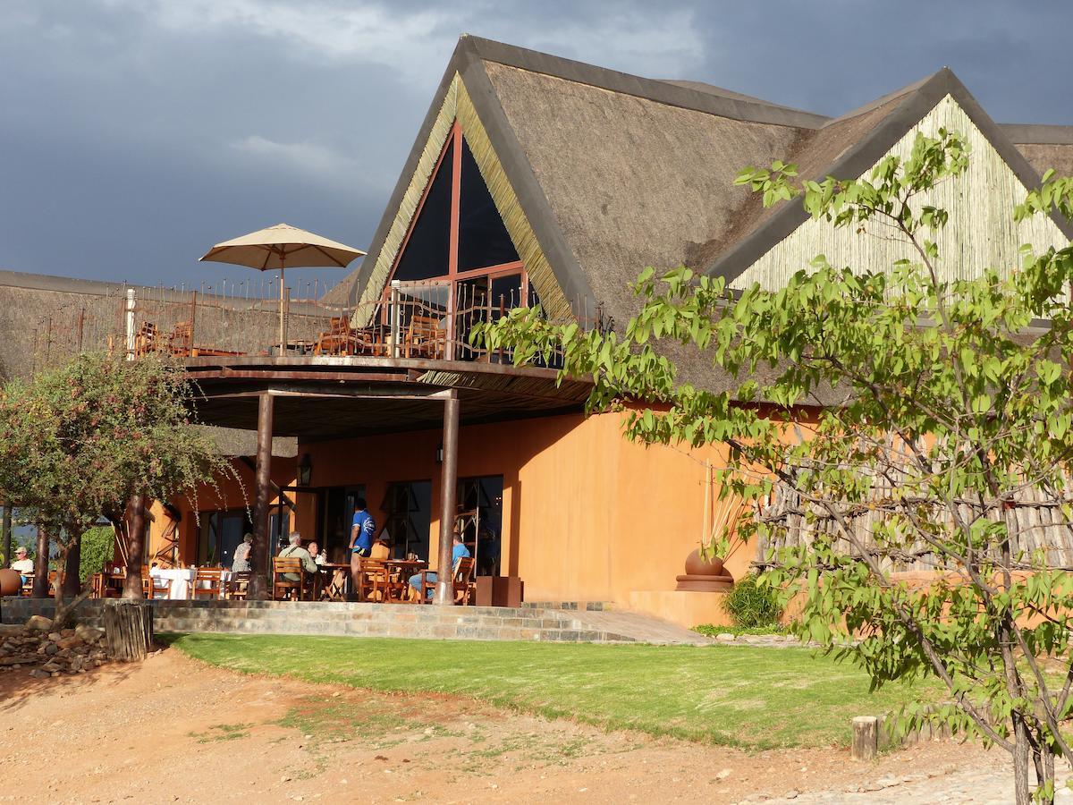 Opuwo Country Lodge 외부 사진